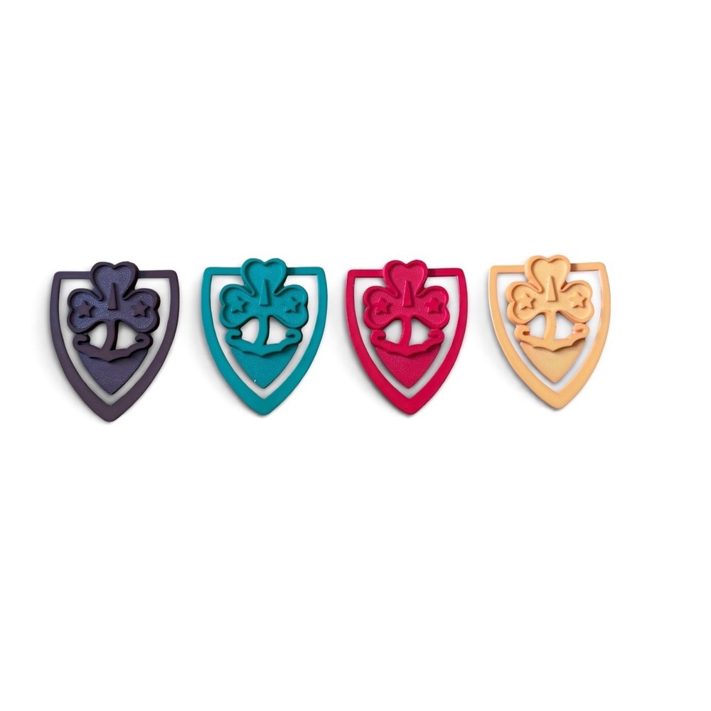 Vtg 80s Girl Scouts Trefoil Shield Paper Clips 4 Purple Teal Pink Orange Plastic